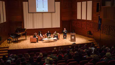 İzmir’de kadın emeği ve engellilik masaya yatırıldı