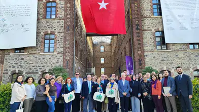 “Altın İğne”, İzmirli kadınların yeteneğini dünyaya gösteriyor
