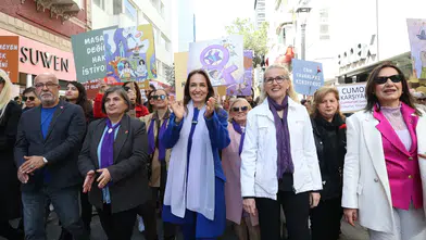 Karşıyaka eşitlik ve adalet için omuz omuza!