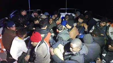 Bodrum açıklarında facianın eşiğinden dönüldü: 30 kişi ölümle burun buruna geldi