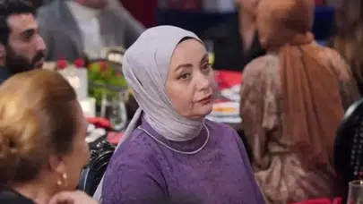 Kızılcık Şerbeti Pembe Öldü Mü? Diziden Ayrıldı Mı?