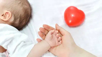 Menenjit Belirtileri Neler? Uzman Uyardı: 24 Saatte Öldürebilir!
