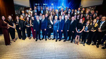 Hazır giyim sektörüne gözümüz gibi bakmalıyız