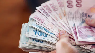 Emekli maaşında DenizBank dönemi: 15 bin TL’ye varan nakit desteği için geri sayım başladı