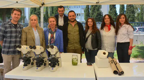 Ege Üniversitesinde bilimle çocukların neşesi buluştu