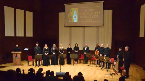 ‘İzmir Türk Mûsikîsi İcra Heyeti’nden unutulmaz vefa konseri