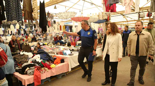“Tekstil Günleri” Bostanlı Pazar Yeri’nde kapılarını açıyor!