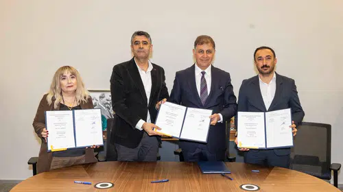 Başkan Tugay: Hep beraber İzmir’e hizmet etmenin onurunu yaşıyoruz