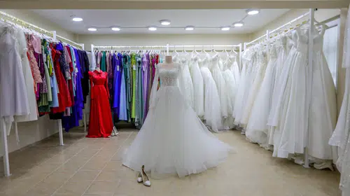 Bayraklı’da Evlenecek Çiftlere Anlamlı Destek