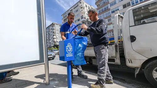 ESHOT’tan duraklarda temizlik hareketi