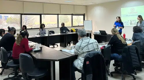 Ege Üniversitesinde hayat kurtaran sertifikalı ilk yardım eğitimi