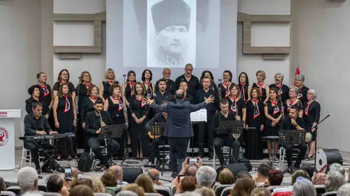 ADD Bornova’dan 19 Mayıs ruhuna yakışan anlamlı konser
