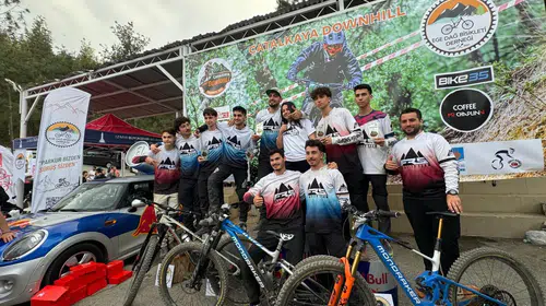Yeni parkurda adrenalin dolu festival