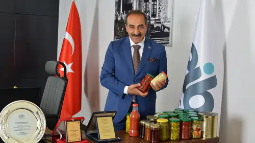 Dünya’nın turşusu İzmir’de kuruldu