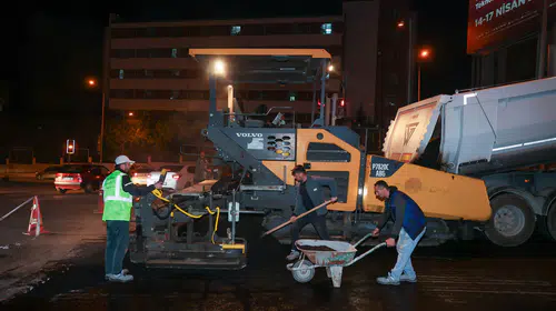 Başkan Görkem Duman’ın gece mesaisi