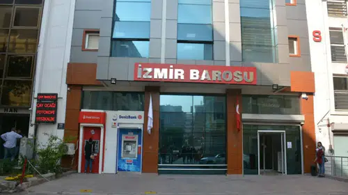 İzmir Barosu'ndan HSK Yaz Kararnamesine Tepki: Yargı Bağımsızlığı için kaygı verici