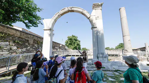 İzmir’in mirası çocuklarla geleceğe taşınıyor