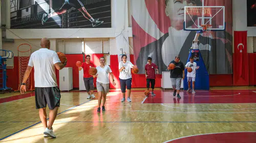 Bayraklı’da Yaz Spor Okulları İçin Kayıtlar Başladı