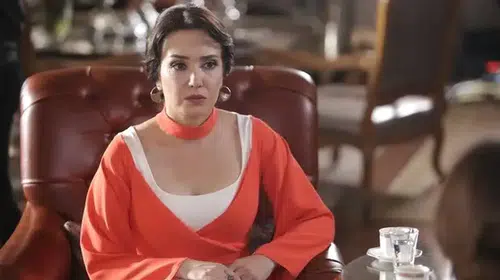 Aynı Yağmur Altında Hümeyra Kim, Kaç Yaşında, Nereli ve Evli mi?