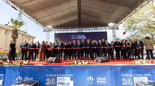 Başkan Tugay: İzmir CHP’li başkanlarıyla hizmetin şehridir