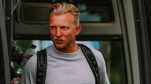 Fenerbahçe'de Dirk Kuyt heyecanı: İstanbul yolculuğu başladı