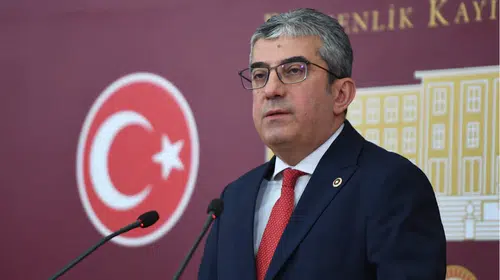 CHP'de Gökhan Günaydın kararı: Meclis'teki koltuğuna geri oturdu