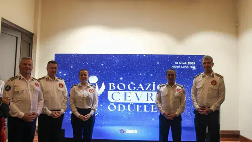 İzmir İtfaiyesi’ne “Geleceğe Nefes Özel Ödülü”