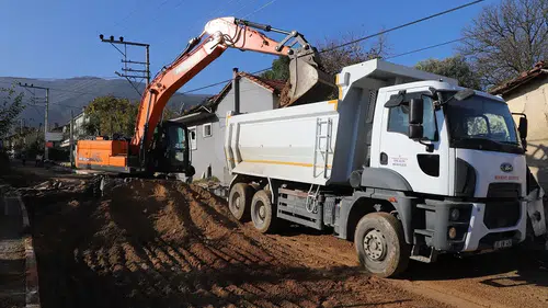 Menderes’te Asfalt Çalışması