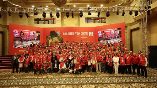 Türk Kızılay Şube Kurultayı’nda Urla’ya Gurur Veren Büyük Başarı