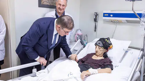 İzmir sağlıkta yerel yönetim modeliyle Türkiye’ye örnek oldu