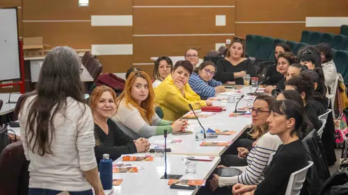 Bornova’da “Kadınların İnsan Hakları” için güçlü adım