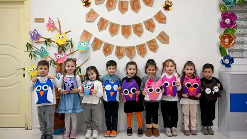 Bornova’da minik eller toprağa dokunuş