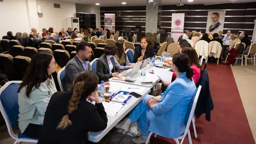 NARLIDERE, 3. YAŞ ÜNİVERSİTELERİ ÇALIŞTAYINA EV SAHİPLİĞİ YAPTI