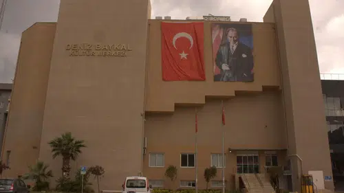 Deniz Baykal Kültür Merkezi Bakırçay Üniversitesine Devredildi!