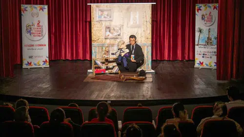 Bornova’da çocuk tiyatrosuna yoğun ilgi