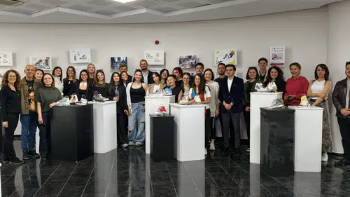 DEÜ’DE AYAKKABILAR SANATLA BULUŞTU