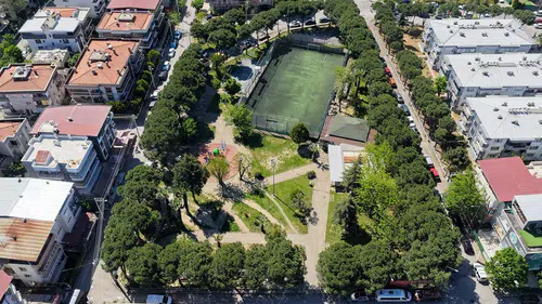 Şehit Ferit Yaşarlar Parkı baştan sona yenileniyor
