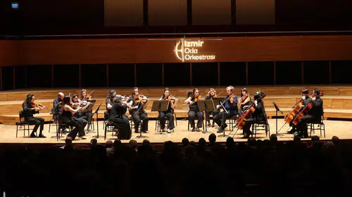 İzmir Oda Orkestrası’ndan unutulmaz gece