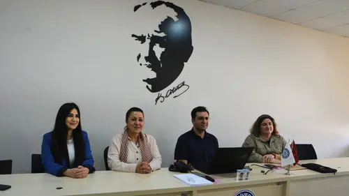 EÜ Hemşirelik Fakültesinde “MAXQDA ile Veri Analizi Atölyesi” düzenlendi