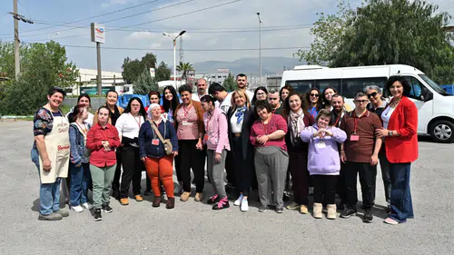 Bornova’da özel bireylerden doğaya anlamlı dokunuş
