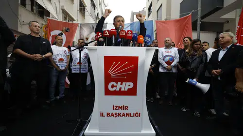 Başkan Tugay: "Ülkemizi Yüceltecek Olanlar Kendi Evlatlarımızdır"