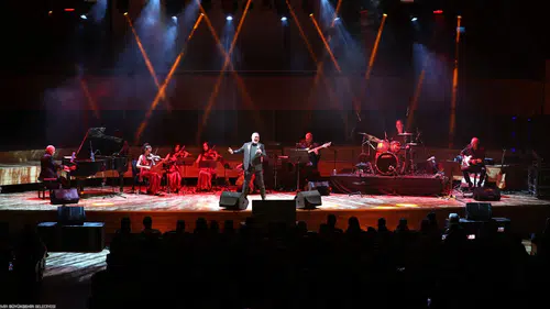 Luca Minnelli İzmir’de büyüledi
