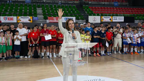 Karşıyaka’da Kış Spor Okulları’na görkemli kapanış