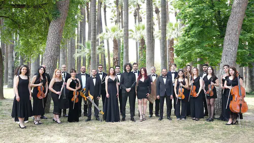 İzmir Büyükşehir Belediyesi’nden kente iki yeni orkestra