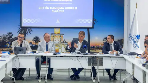 Başkan Tugay: Zeytinin değerini ekonomiye yansıtmalıyız