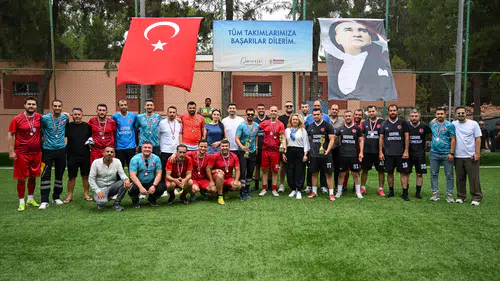 Bornova’da dostluk kazandı