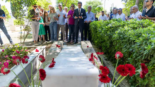 22 yıl sonra aynı saygı ve özlem