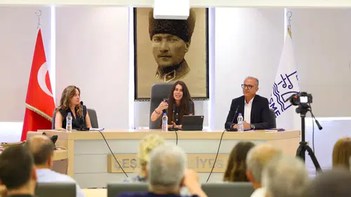 Çeşme Belediye Meclisi'nden yaz sezonu kararı: İnşaat yasağı 15 Haziran’da başlıyor