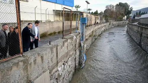 Eşki ve Güç selden etkilenen mahallelerde incelemelerde bulundu