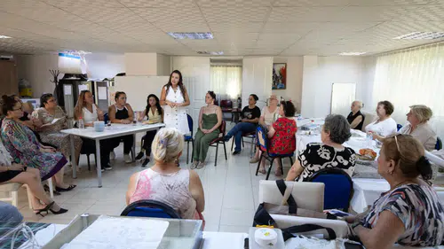 “Kadın Gücü” Karşıyaka’ya yayıldı!